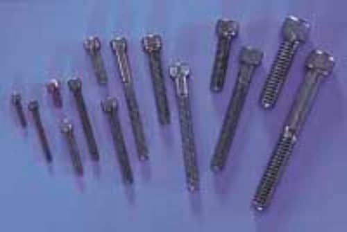 DUBRO - 4-40 X 3/4' SOCKET HEAD 572