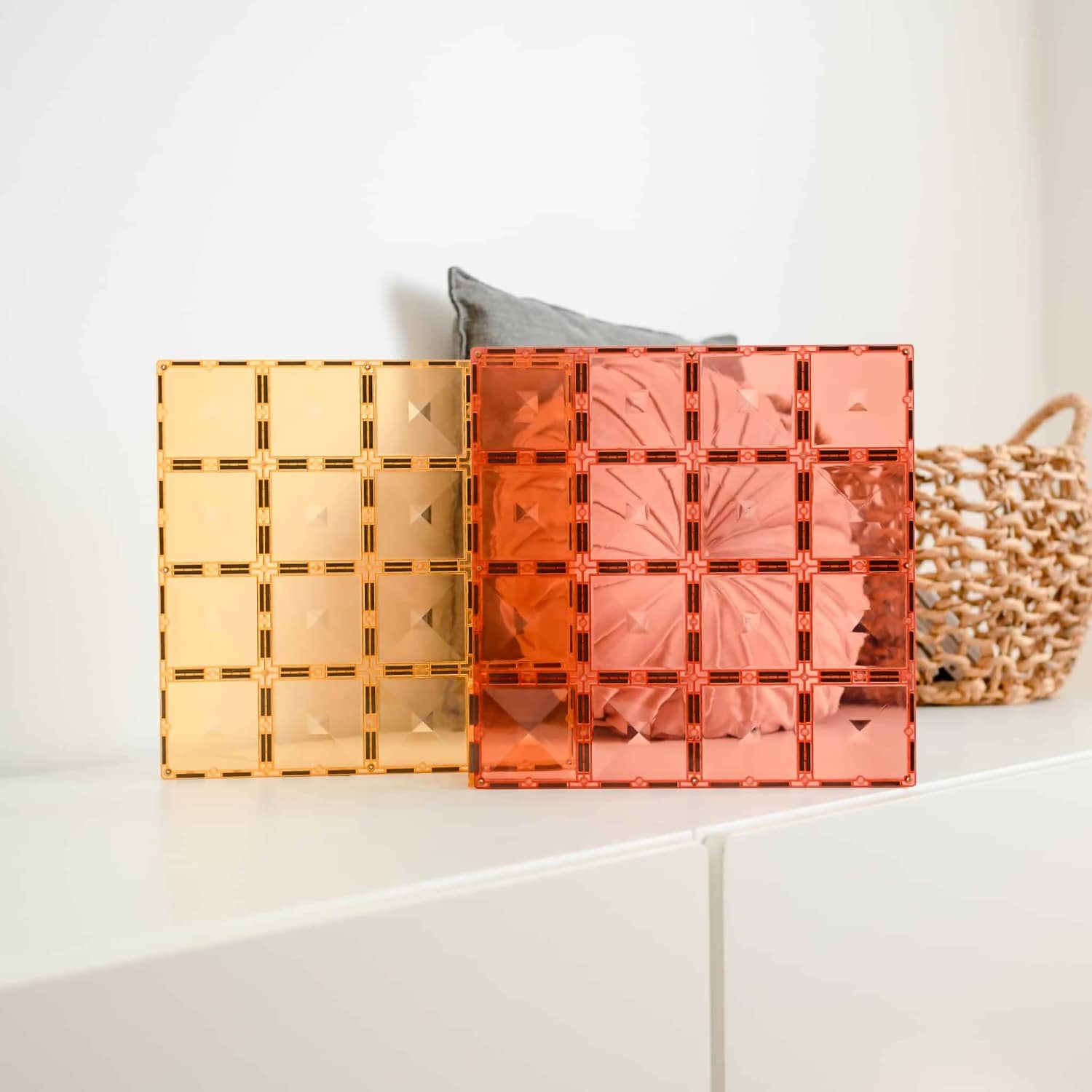 Connetix - Magnetic Tiles Pastel Base Plate Pack Lemon & Peach 2pc