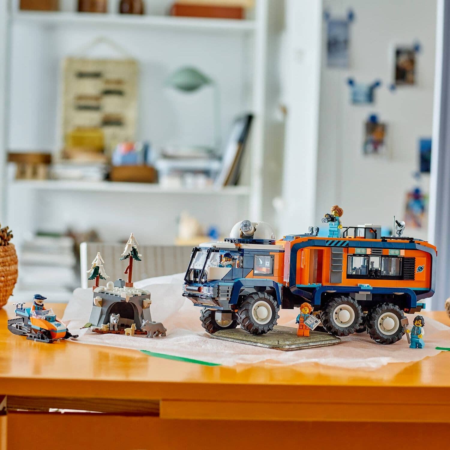 LEGO® 60471 Arctic Explorer Science Lab Truck - City