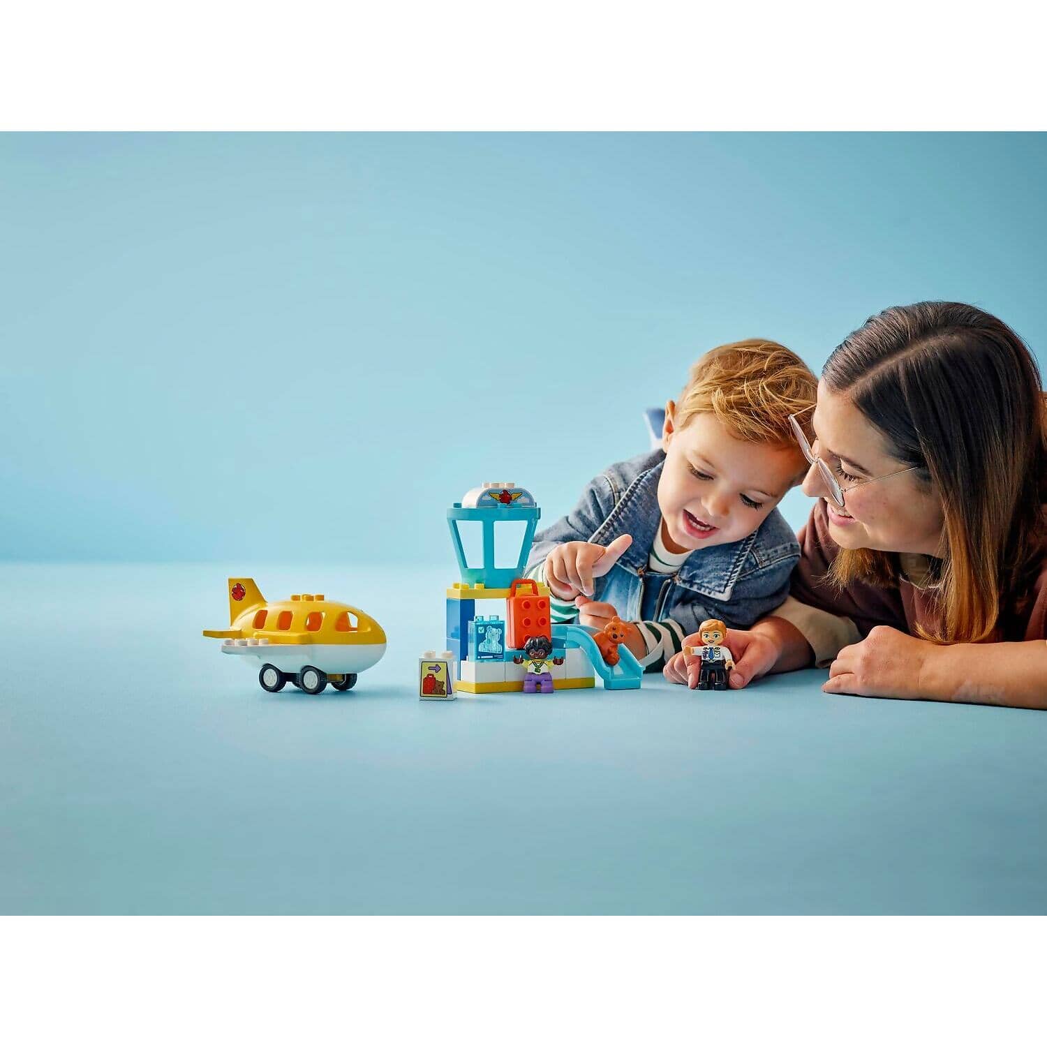 LEGO® 10443 First Time at the Airport - DUPLO®