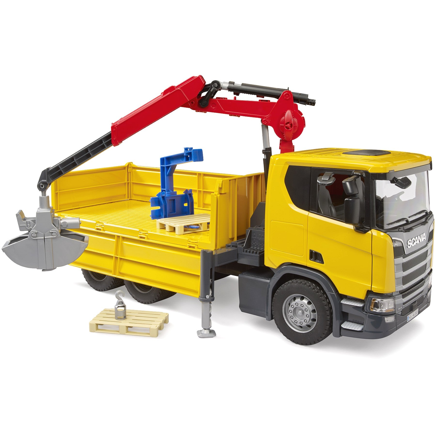 Bruder - Scania Super 560R Construction Site Truck with Crane and 2 Pallets Scale 1:16