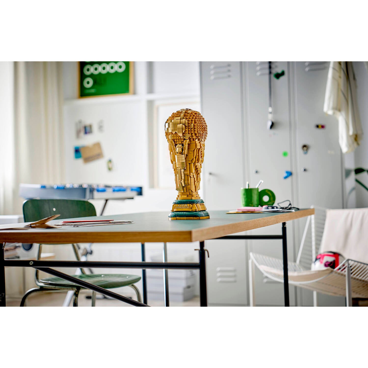 LEGO® 43020 FIFA World Cup Official Trophy - Editions