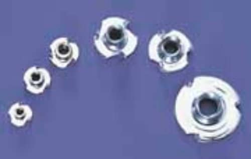 DUBRO - 10-32 BLIND NUT 584