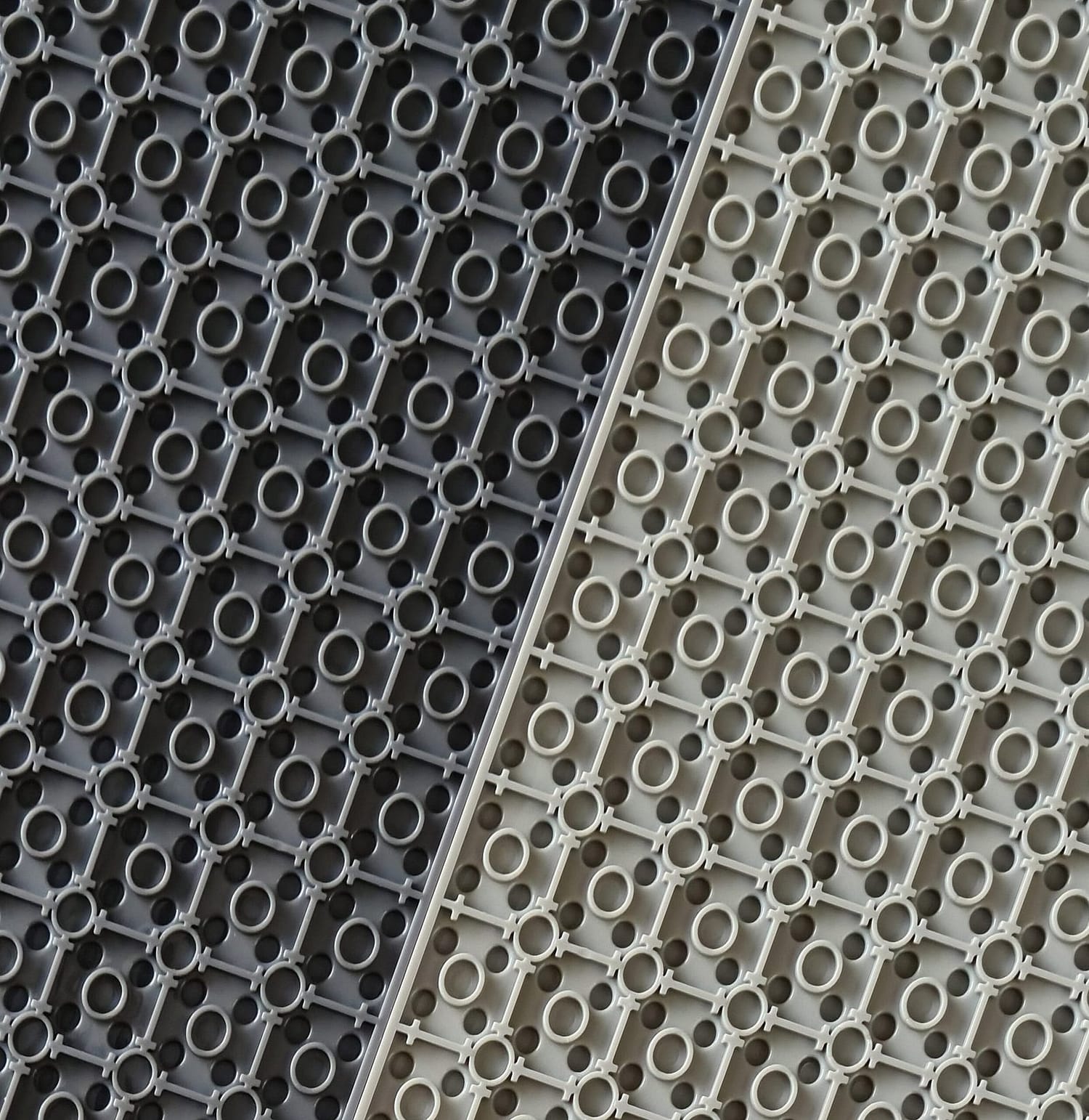 BASEPLATE Double Sided 16x32 Studs Dark Grey Generic Brand