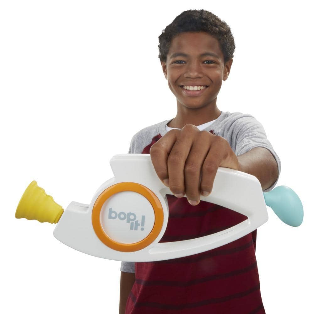 Hasbro Gaming - Bop It. Electronic Game Hasbro