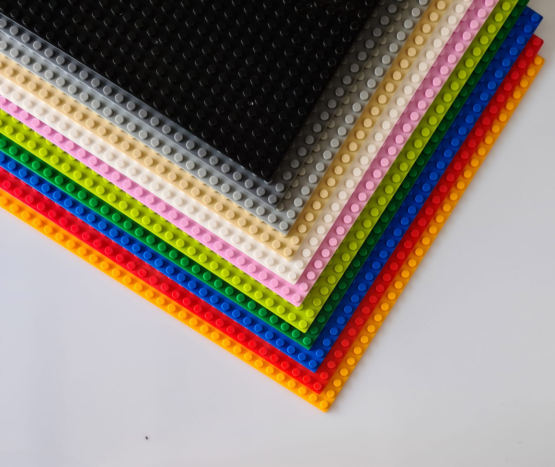BASEPLATE 32x32 Studs Yellow Generic Brand