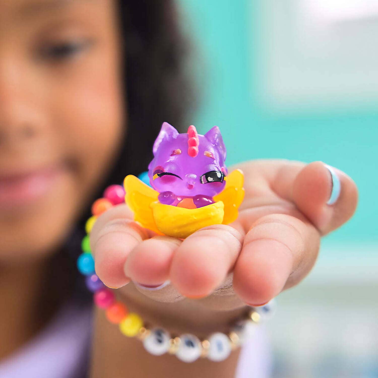 Hatchimals - Alive! - Neon Rainbow 1-pack Blind Box