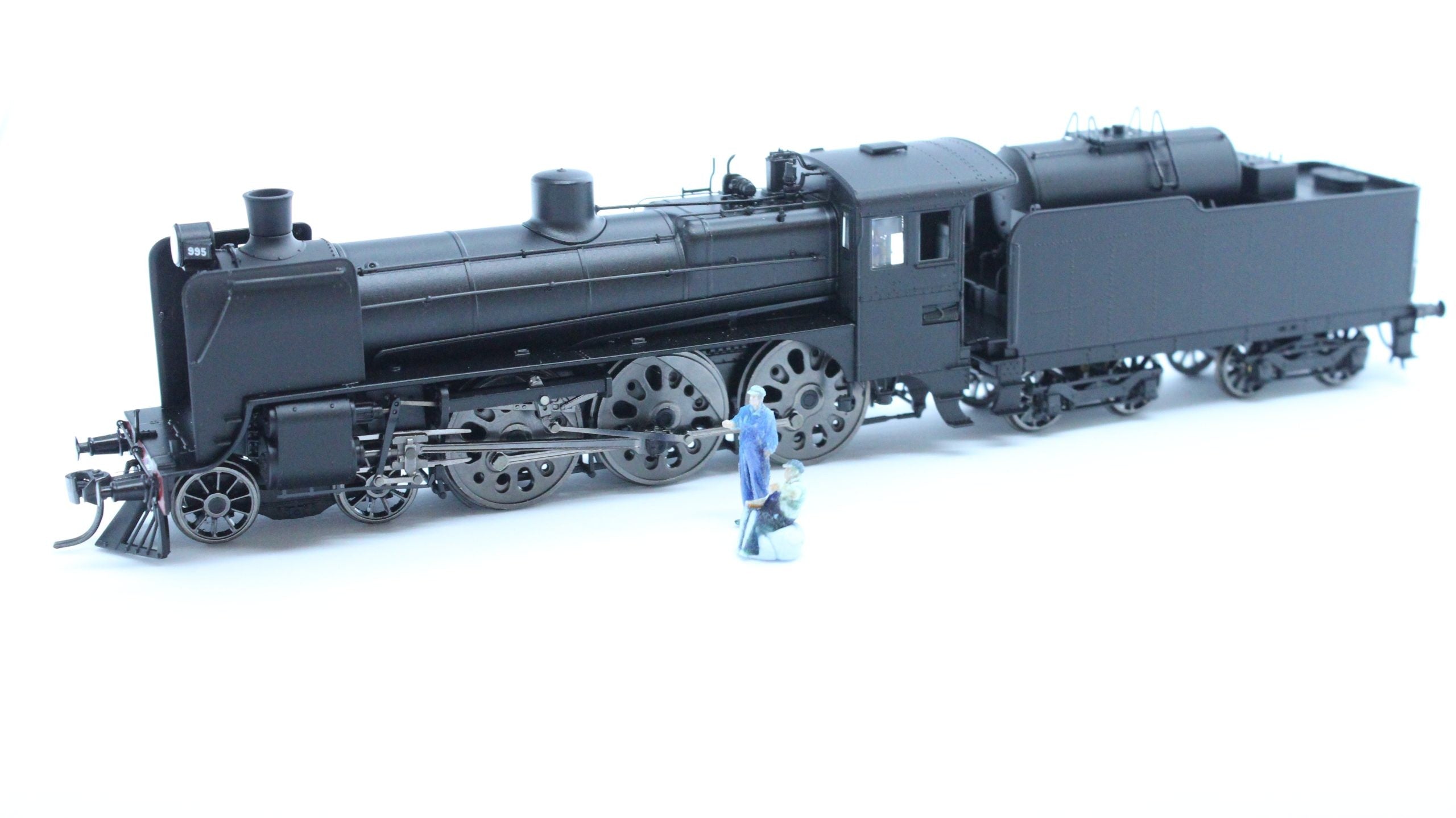 IXION A2 995; 12V DC NON-SOUND HO SCALE VR A2 CLASS 4-6-0