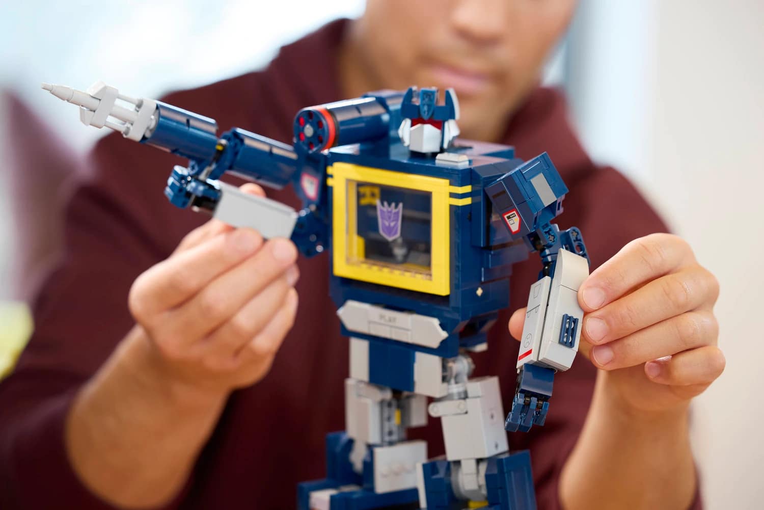 LEGO® 10358 Transformers: Soundwave - ICONS
