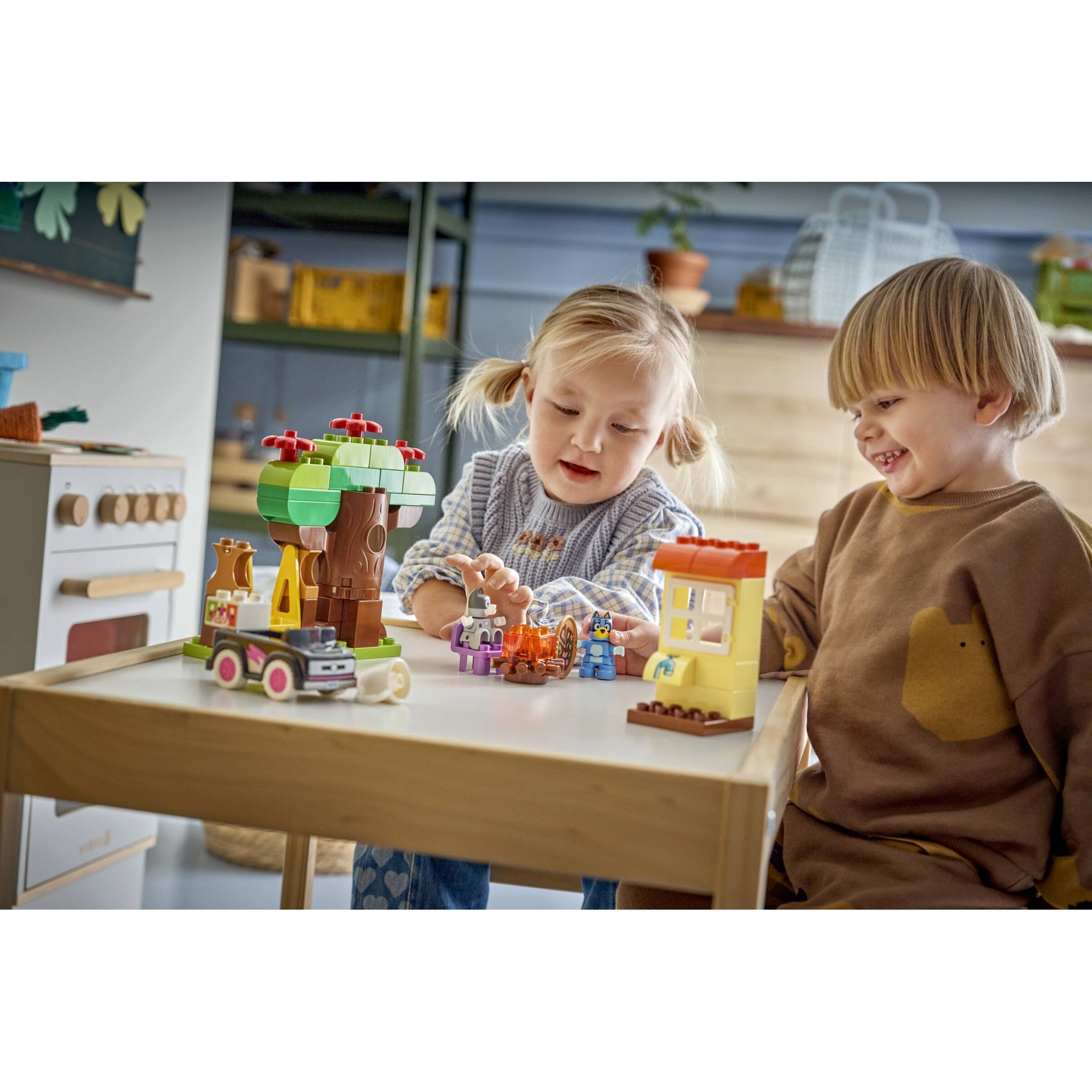 LEGO® 10469 Pizza Girls with Muffin and Bluey -  DUPLO®