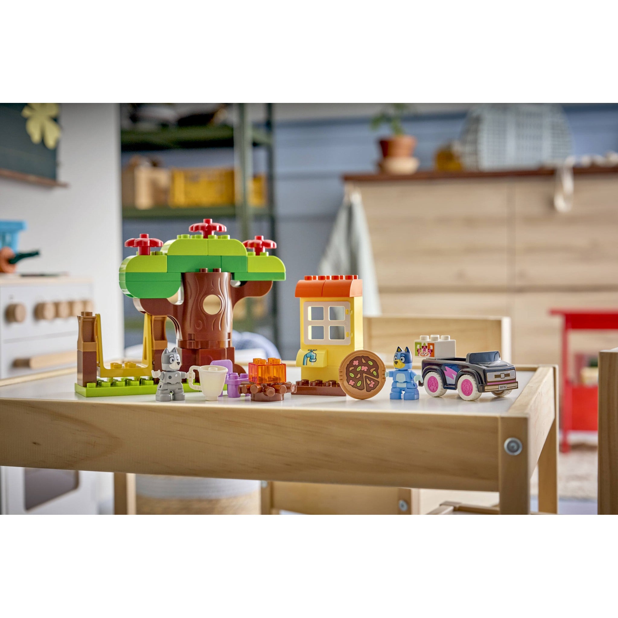 LEGO® 10469 Pizza Girls with Muffin and Bluey -  DUPLO®