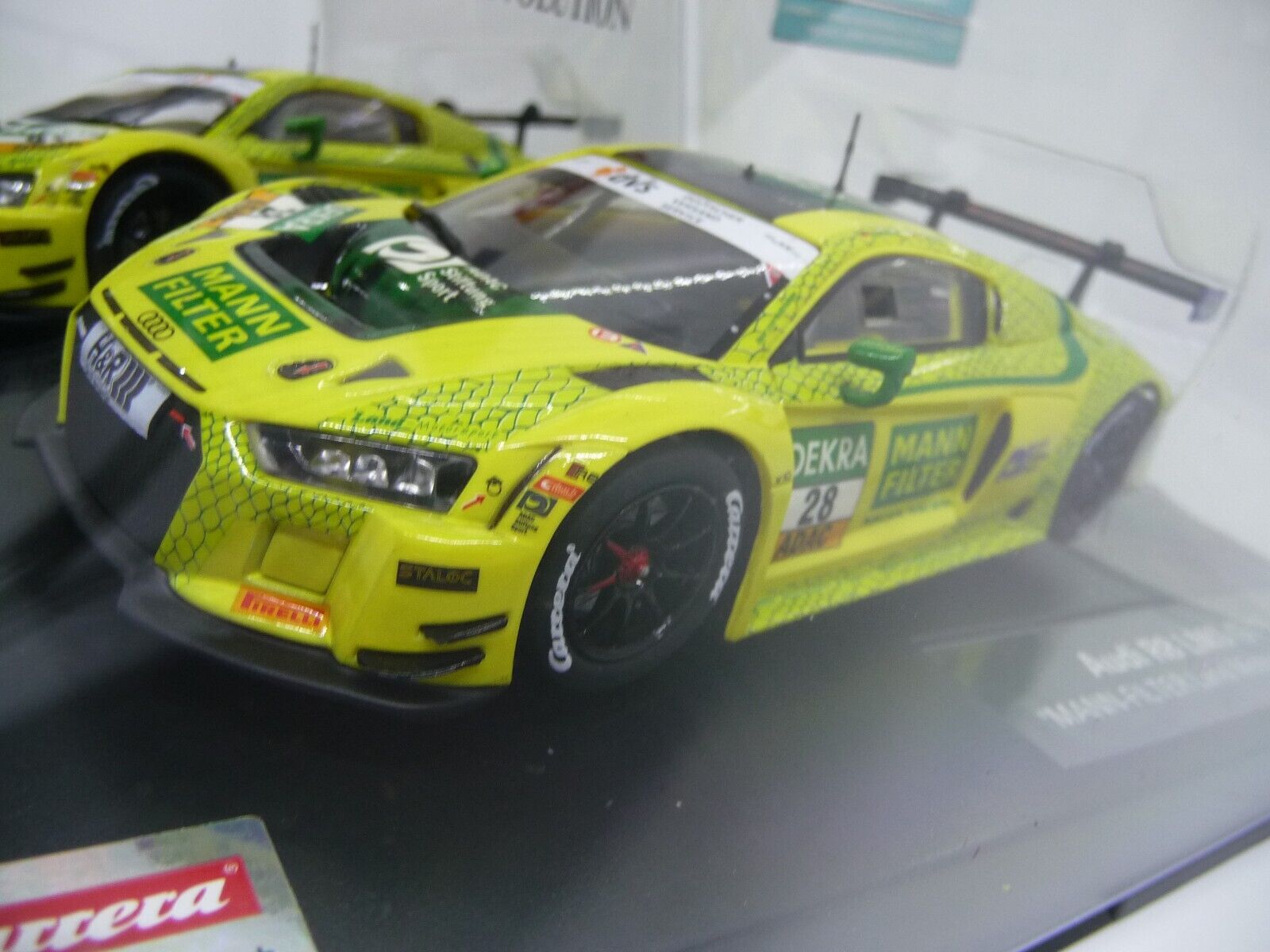Carrera - Evolution 1:32 - AUDI R8 LMS GT3 MANN FILTER land MS No.28 - Slot Car Also Suits Scalextric