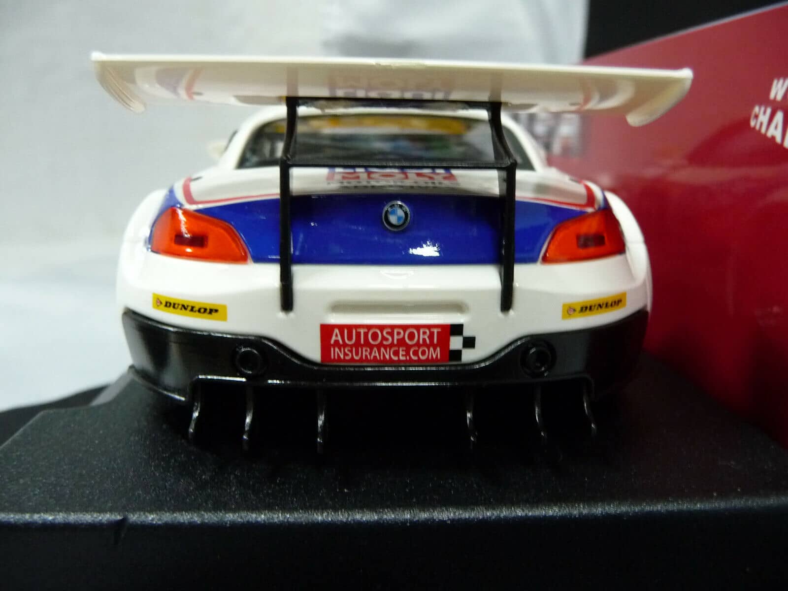 NSR - 1:32 0001AW BMW Z4 GT3 E89 Liqui Moly 24h Dubai 2011 slot car also suits scalextric/carrera