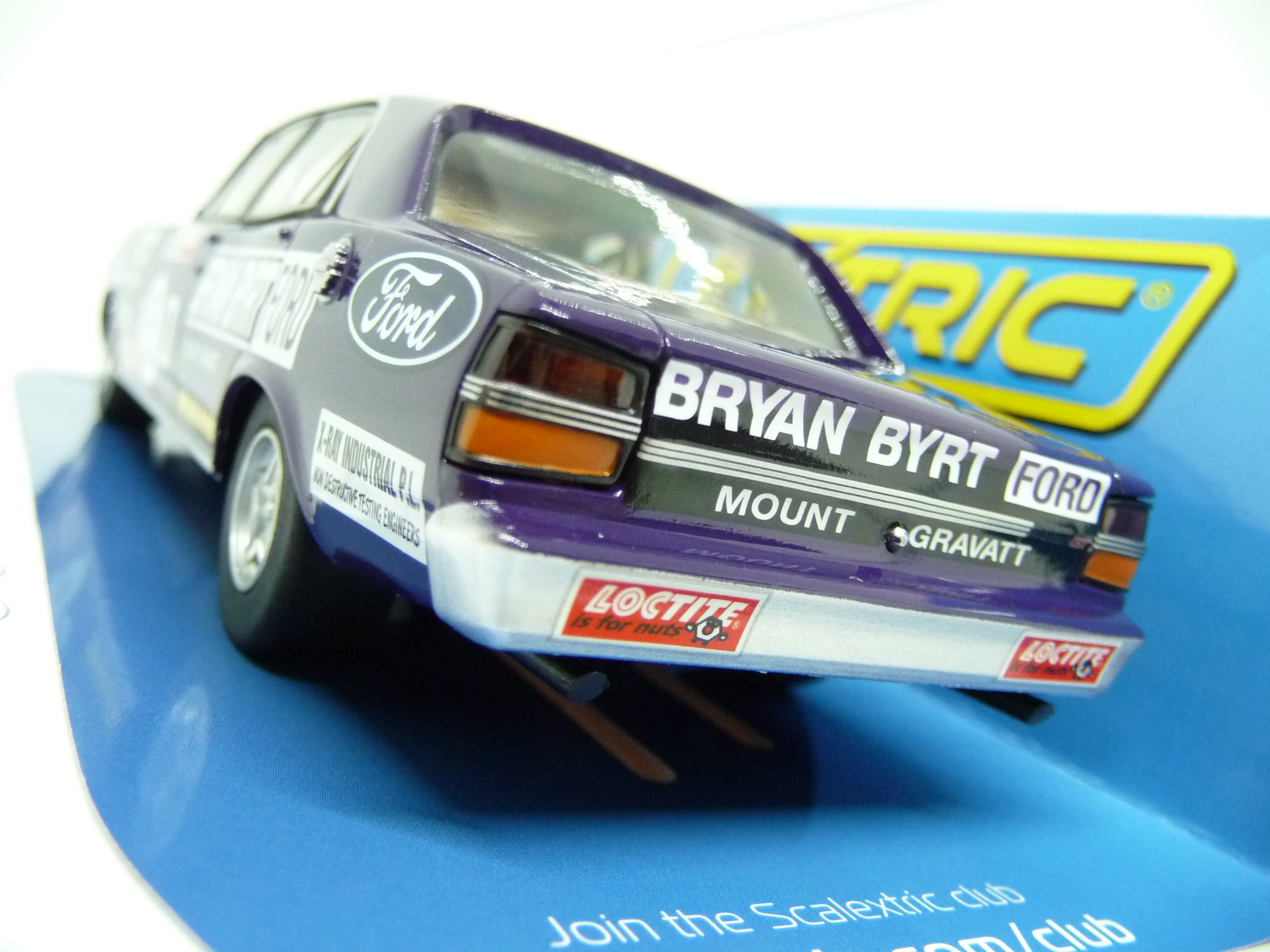 Scalextric - C4263 1:32 Ford XY Falcon 1972 Bathurst Bryan Byrt Ford slot car also suits Carrera