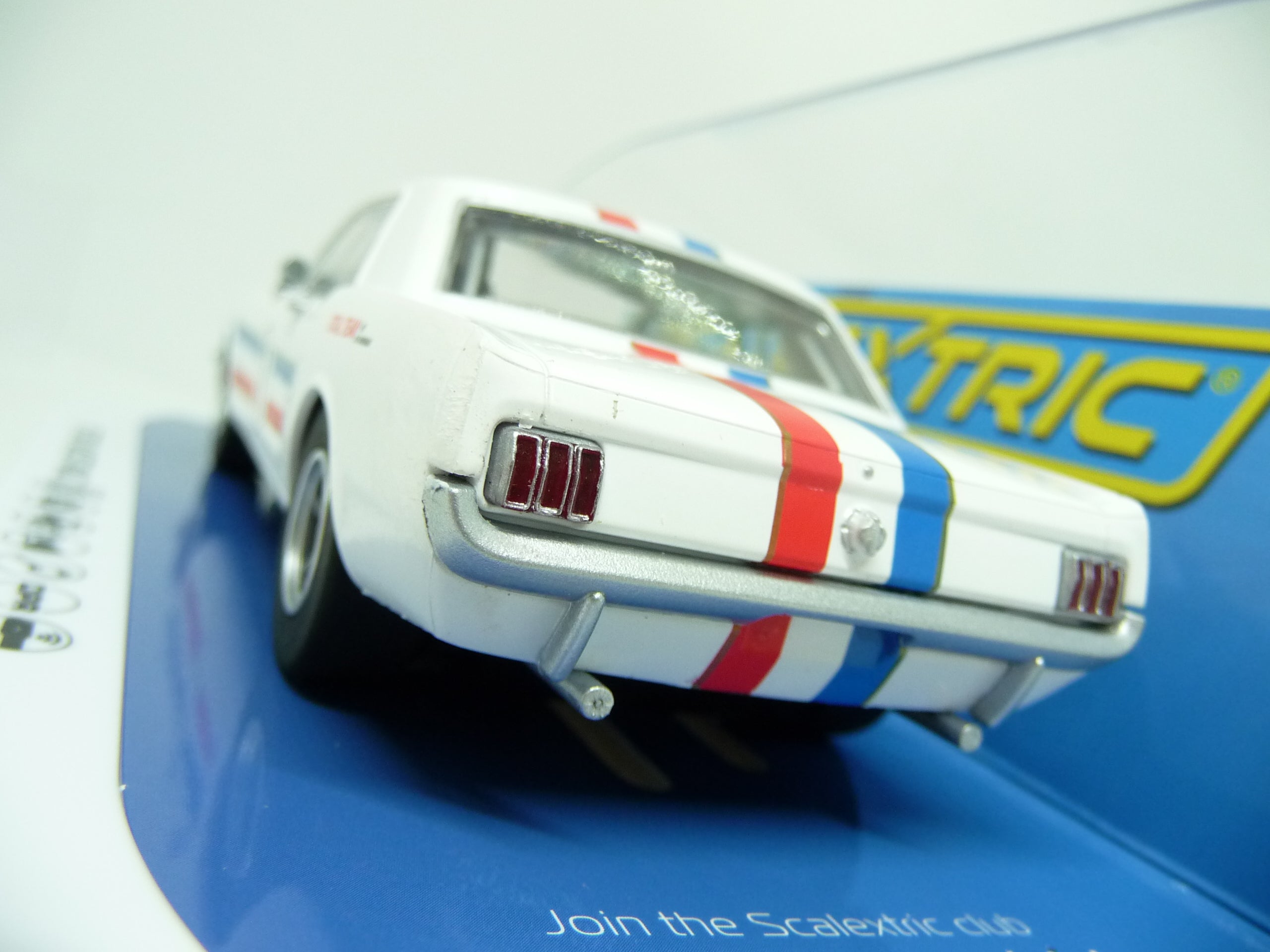 Scalextric - C4364 Ford Mustang Ian Geoghegan 1965 slot car also suits Carrera