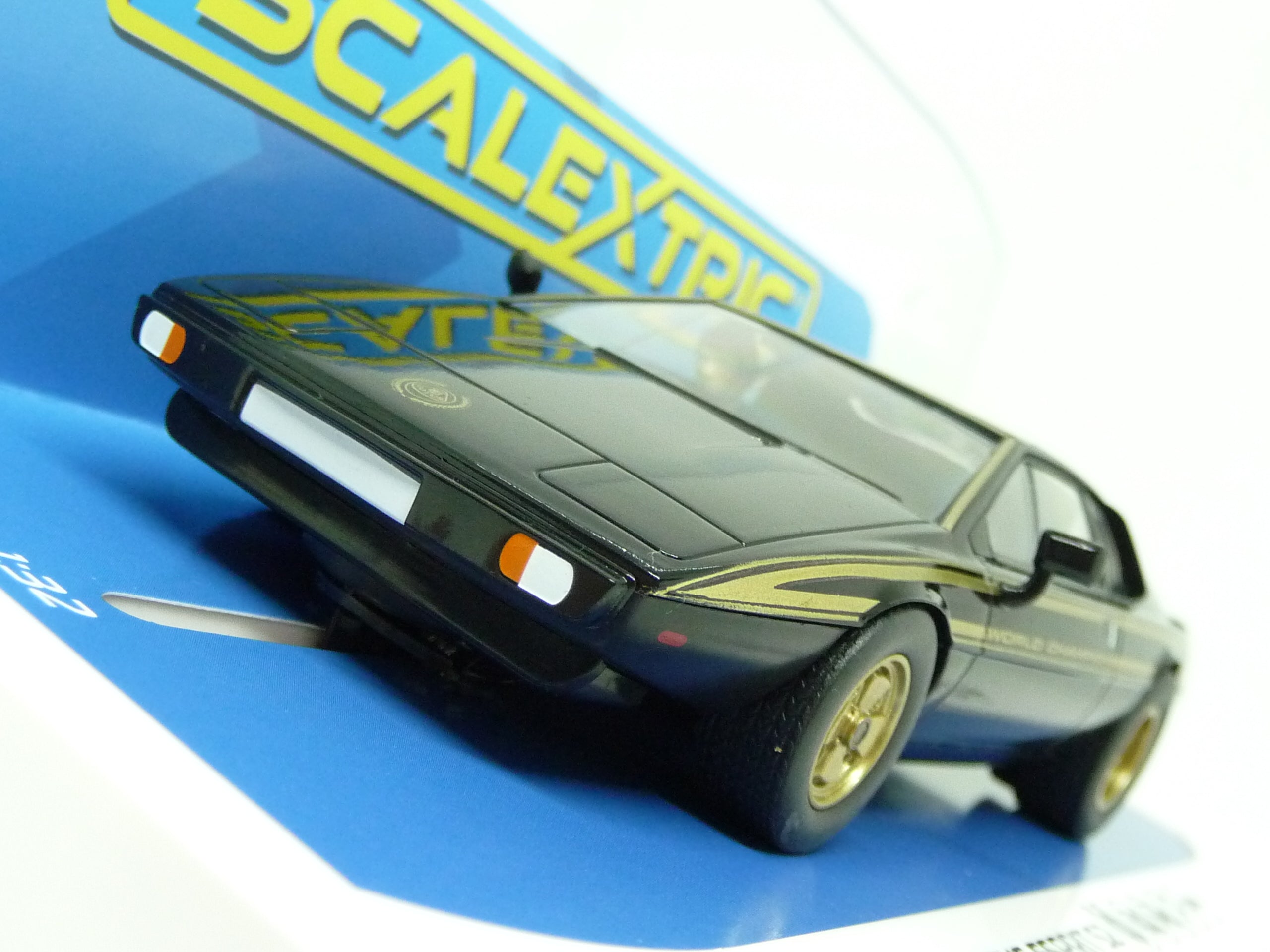 Scalextric - C4253 Lotus Esprite S2 World Championship Commemorative slot car also suits Carrera