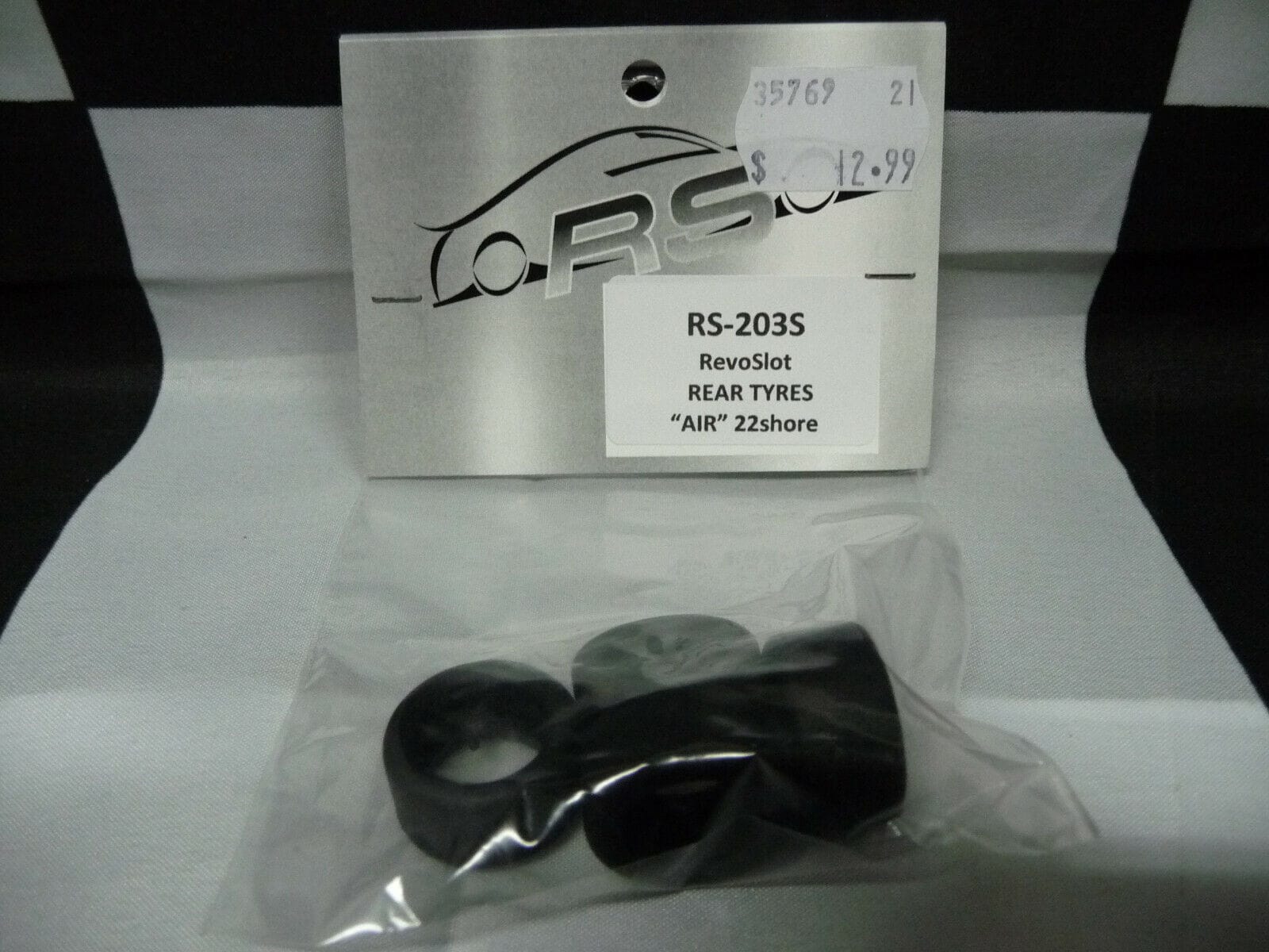 RevoSlot - RS-203S RevoSlot Rear Tyres AIR 22shore